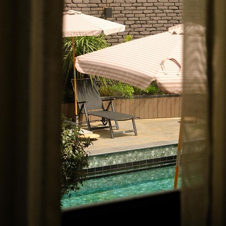 Communal Hotel Kʼutʼaisi Exterior foto